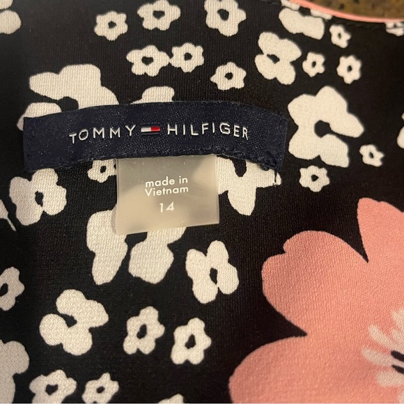 Tommy Hilfiger Black and Pink Floral Long Sleeve Dress - Picture 6 of 7